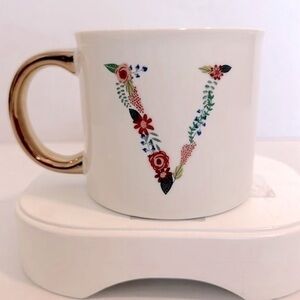 Opal house monogrammed “V” mug NWOT